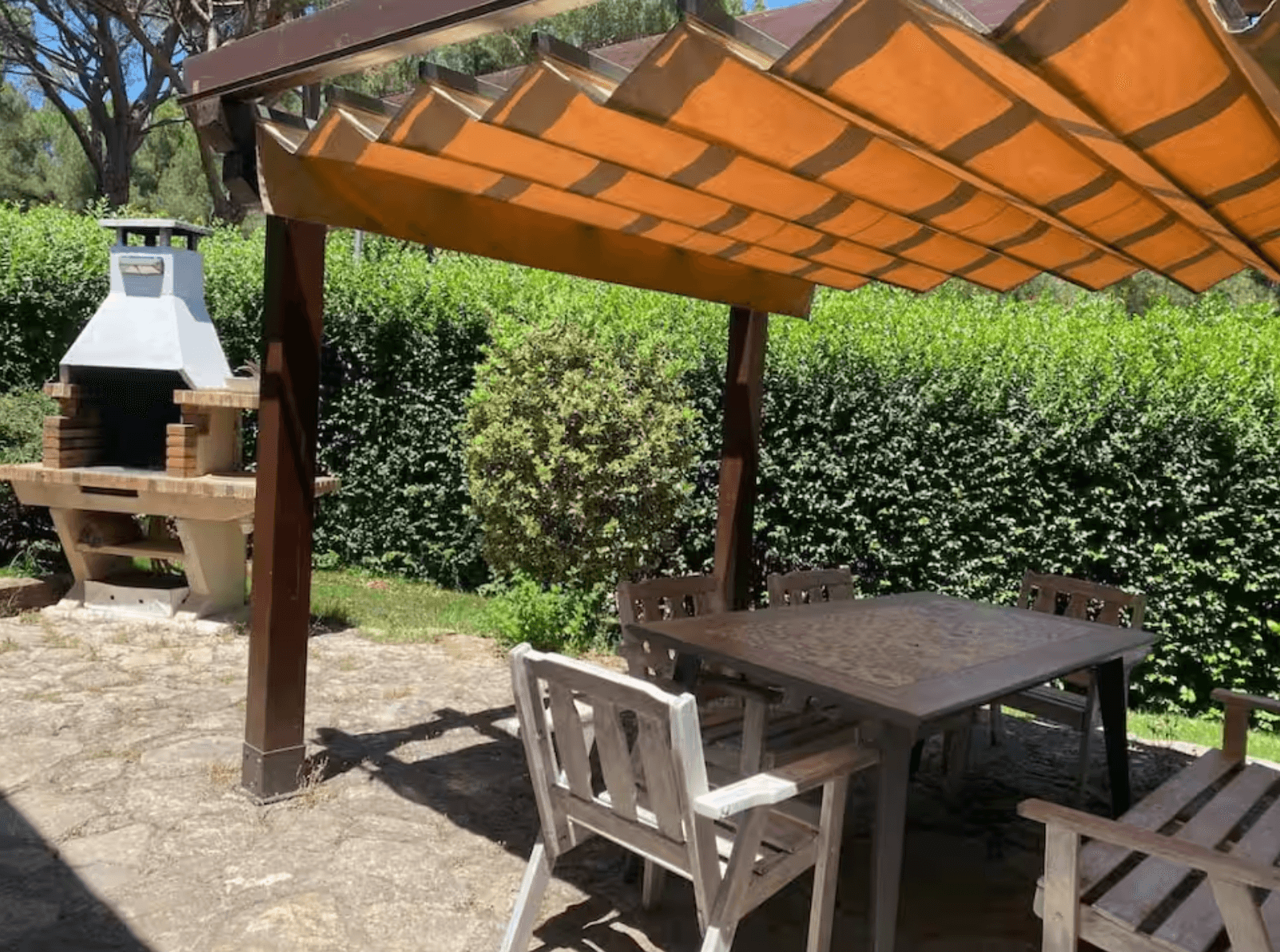 Terraza con barbacoa